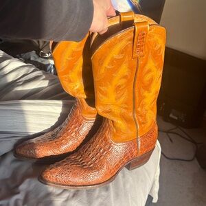 Stylish Orange Western Boots for Men